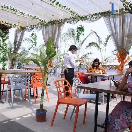 דאהקה Hotel Grand Circle Inn מראה חיצוני תמונה