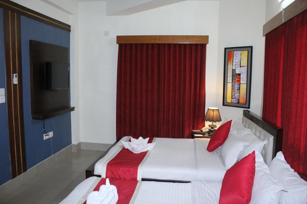 דאהקה Hotel Grand Circle Inn מראה חיצוני תמונה